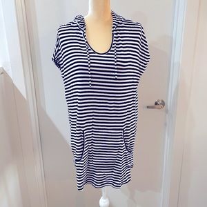 Soma Women’s Hooded Short Sleeved Top XL